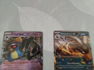 Cartas Pokémon Cofagrigus EX y Houndoom EX