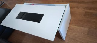 Mesa de comedorcon 4 sillas y mesa de fumador