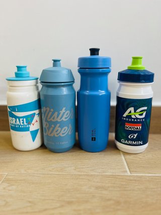 Lote bidones ciclismo variados