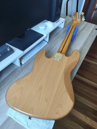Squier Classic Vibe Jazz Bass 5 Cuerdas