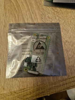 Raspberry Pi Zero 2 W