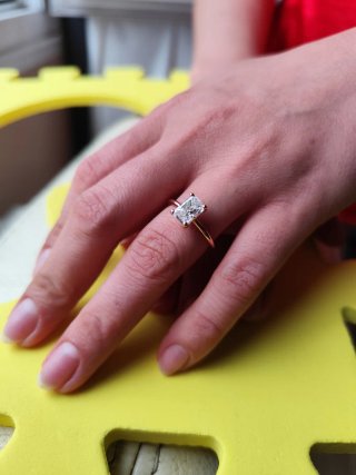 Anillo 14K con diamante GIA 1.59ct D VS1 Rectangul