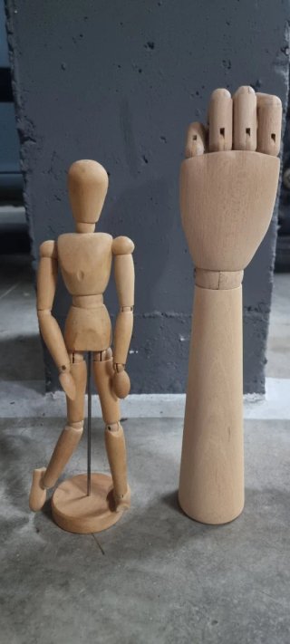 Maniquí de madera dummy