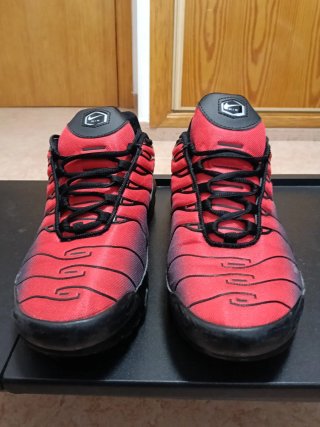 Nike TN Rojas y Negras