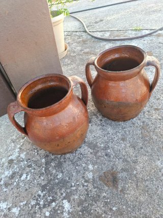 Pareja de Jarras de Barro, 25cm