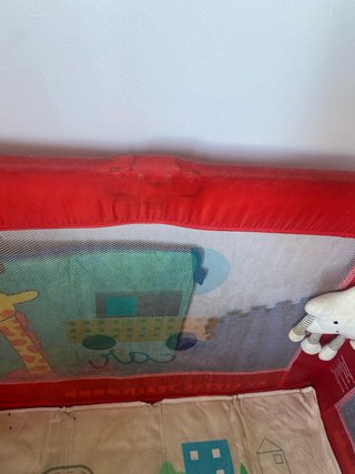 Parque infantil / Cuna / Corral
