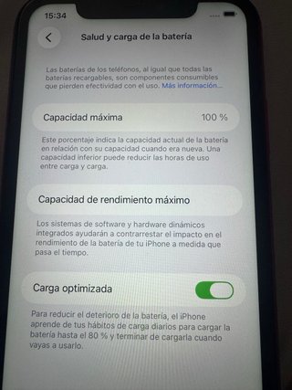 iPhone 11 Rojo 128 GB impecable 100%