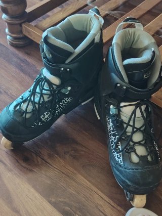 Patines en línea negros talla 43