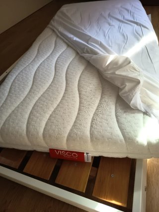 Cama infantil cabaña o Tipi-Montessori madera