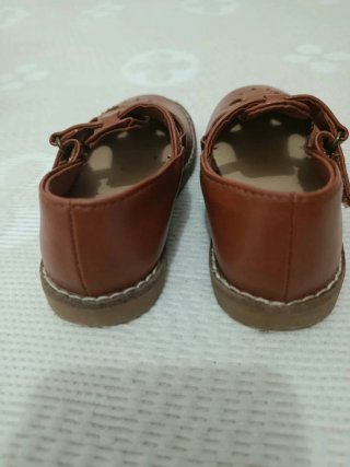 Zapatos unisex marrones Zara talla 22 a 12 eurosss