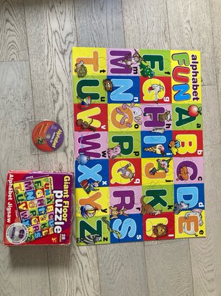 Puzzle Gigante Suelo Abecedario + CD en inglés