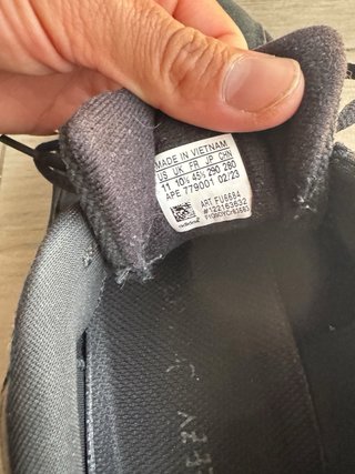 Zapatillas Adidas Yeezy Boost 700 V2