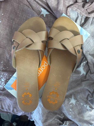 Sandalias Porronet Beige