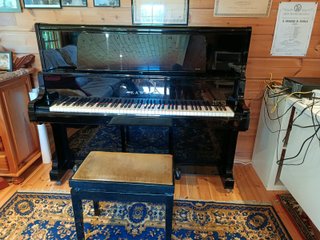 Piano Acústico Kawai XO-5 + banqueta
