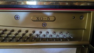 Piano Acústico Kawai XO-5 + banqueta