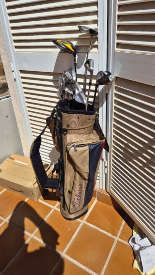Lote Palos Golf TaylorMade, Titleist, Nike