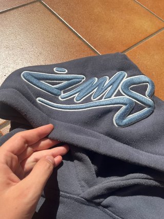 Sudadera STWD gris con logo bordado
