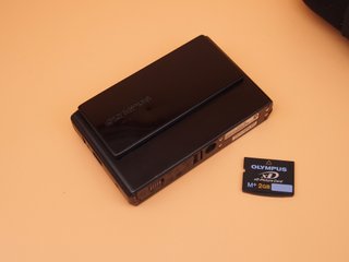 Olympus MJU 1040 + Tarjeta XD 2GB