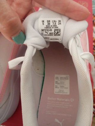 Zapatillas Puma Blancas y Rosas