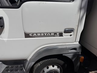 Nissan Cabstar 2003