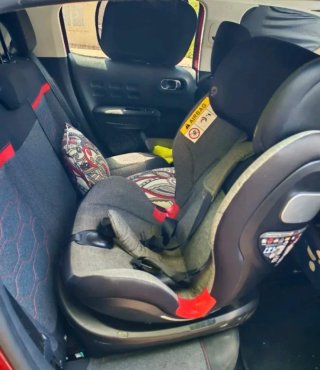 Silla de coche giratoria bebé