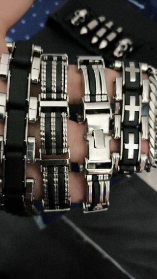 Pulsera de hombre nueva
