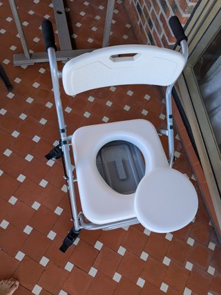 Silla ruedas ducha/WC como nueva