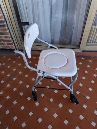 Silla ruedas ducha/WC como nueva