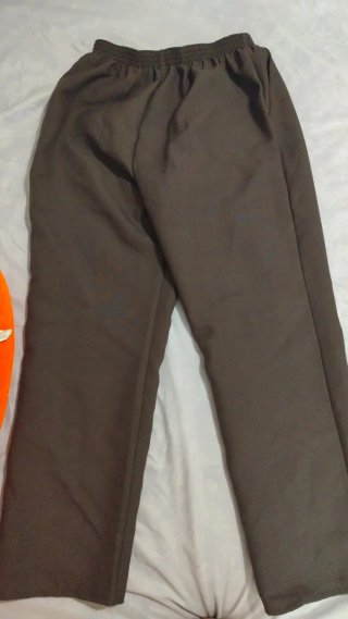 Pantalón ancho marrón elástico