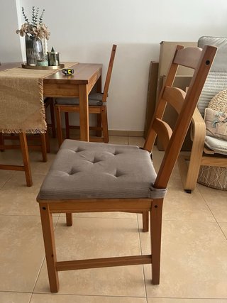 Mesa comedor madera + 4 sillas