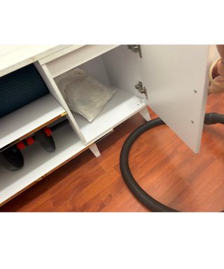 Mueble TV blanco con tapa efecto mármol