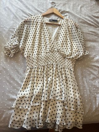 Vestido corto lunares Zara Talla M