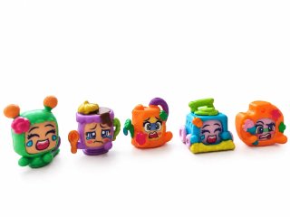 Figuras Moji Pops