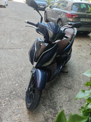 Kymco People S 125cc Azul/Marrón. Perfecto estado.