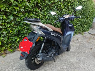 Kymco People S 125cc Azul/Marrón. Perfecto estado.