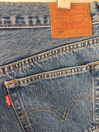 Levi's Shorts Vaqueros con Raya Lateral