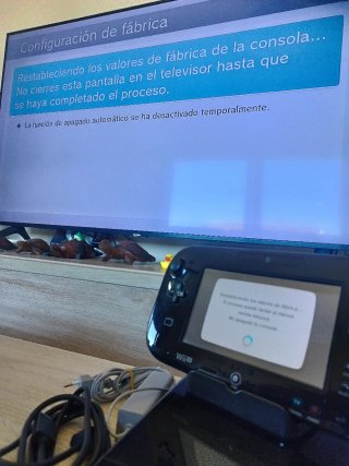 Nintendo Wii U Negra + 6 Juegos + Accesorios