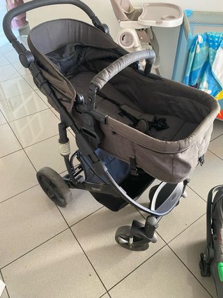 Carrito de bebé y silla de coche