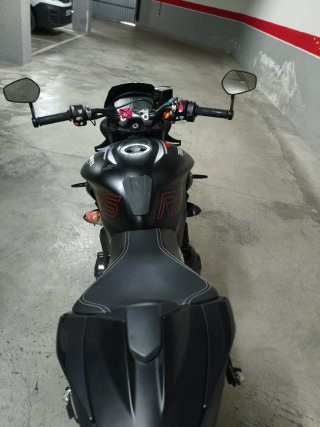 Triumph Street Triple 765 RS Negra