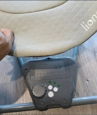 Hamaca eléctrica para bebé Lionelo