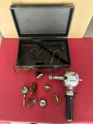Aparato Sanax 1925 con estuche