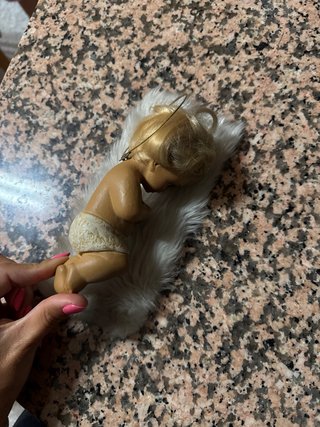Niño Jesús de porcelana