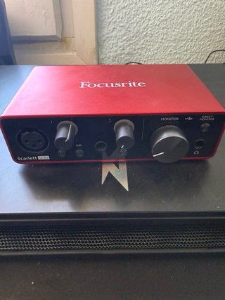 Micrófono AKG C3000 + Focusrite Scarlett Solo