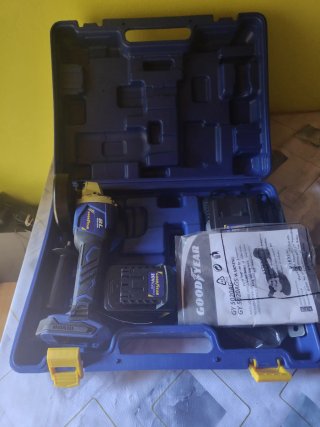 Amoladora Angular Goodyear GY 5020AG 20V