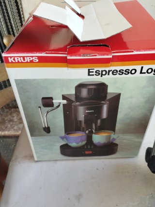 Cafetera Krups Negra