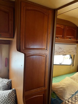 Caravana Momcayo Zeus 400