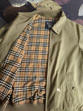 Chaqueta Bomber Burberrys Clásica verde militar