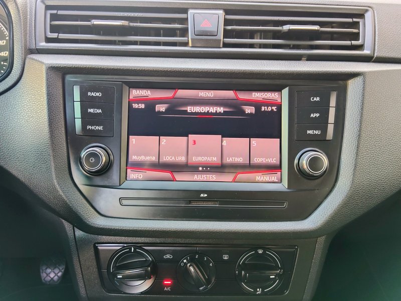 SEAT Arona 2019, foto 17