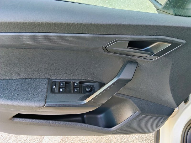 SEAT Arona 2019, foto 21