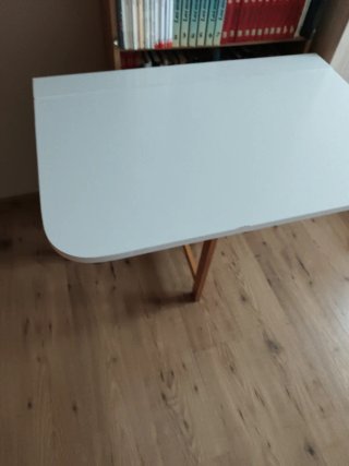 Mesa plegable de madera